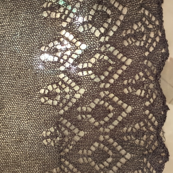 BCBG rayon wrap size S. - Picture 8 of 8